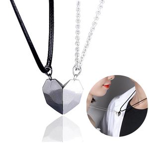 Chaînes Paire Magnétique Couple Collier Amoureux Coeur Pendentif Distance À Facettes Charme Femmes Saint Valentin Cadeau 2023 En Gros