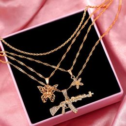 Chaînes personnalité cristal pistolet chaîne torsadée collier pour femmes multicouche couleur or papillon fleur pendentif hip-hop bijoux