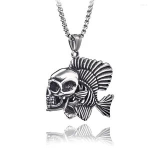 Chaînes personnalisées et polyvalentes Collier en arête de poisson pour hommes européens et américains Pendentif en alliage simple