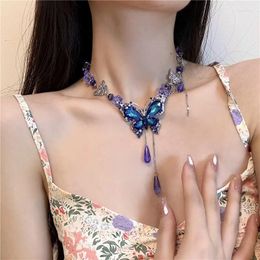 Chaînes Collier de couture de chaîne de papillon bleu rose Crystal Blue