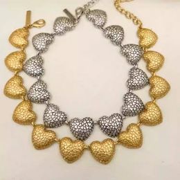 Chaînes Premium Sense Niche Design Do Old Matte Heart Texture Collier