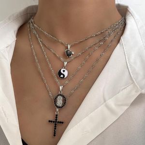 Chaînes Punk noir strass coeur croix pendentif collier mode multicouche Portrait Yin Yang chaîne torsadée pour femmes bijoux