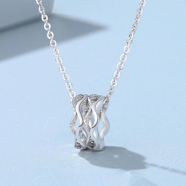 Chaînes Véritable Pure Platinum 950 Chaîne Femmes Sea Wave Circle Pendentif O Link Collier 4.6-4.8g