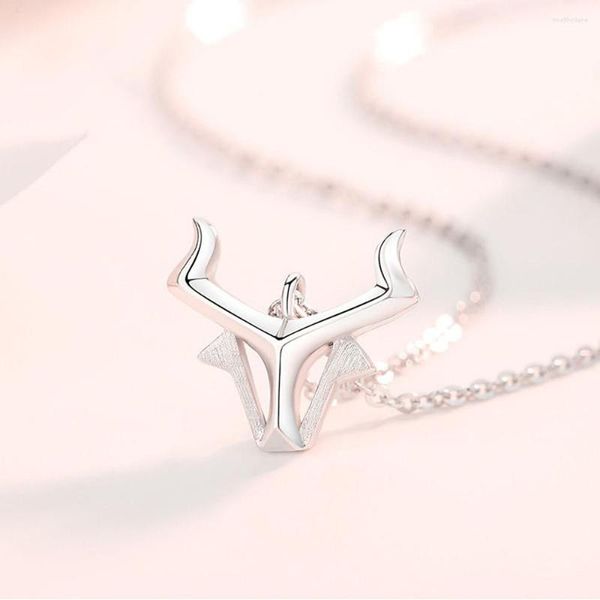 Chaînes Véritable Pure Platinum 950 Chaîne Femmes Lucky Ox Head Pendentif O Link Collier 4.7-5g