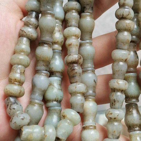 Cadenas Gemas naturales realmente puras Antiguo collar de cuentas antiguas de jade hetiano Pátina desgastada Tiene una larga historia y una colección de buen gusto