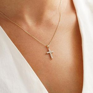 Chaînes Religieux Croix Zircon Collier En Acier Inoxydable Pendentif Clavicule Bijoux Pour Hommes Femmes Prier Chapelet Cadeau
