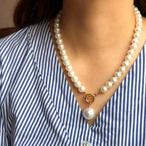 Ketens retro elegante parel hangketting met eenvoudige mode wilde handgemaakte kralen voor vrouwen feestgroothandel