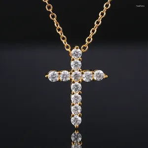 Chaînes S925 Silver 2mm Moissanite Cross Pendentif Collier pour femmes Hommes Bijoux fins Colliers en or 14 carats Pass Diamond Cadeau