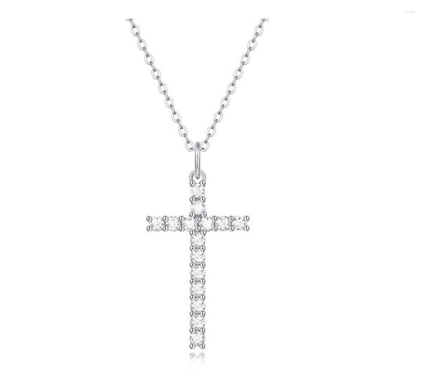 Chaînes S925 Chaîne En Argent Sterling Avec Croix Pendentif Foi 0.06ct 16pcs Moissanite Collier Pour Femme Jésus Bon Vendredi Bijoux Cadeau