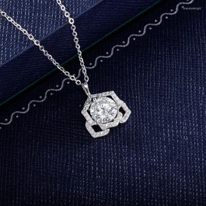 Chaînes Sélection brillante S925 Collier en argent sterling Rose One Mosan Diamond Simple Mode Pendentif polyvalent