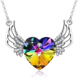 Chaînes Silver Angel Wing Heart Collier Crystals pour femmes Girl Guardian Pendant Bijoux Donny285