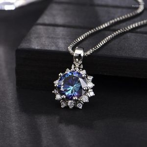 Kettingen Simulatie Tanzanite Blue Moissanite Vol Diamanten Hanger Dames Ketting Hoepel Oorbellen Dames Elegante Vrouw Lange Man