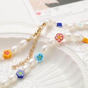 Chaînes Doux Argile Fleurs Collier Pour Les Femmes Mignon À La Main Perlé Perle Ras Du Cou Couple Partie Bijoux Cadeau En Gros 2023 Corée Mode