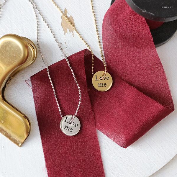 Cadenas Venta de liquidación especial Sin botón de parche Amor Marca redonda Letra brillante Cuentas Collar Gargantilla Acero de titanio para mujer