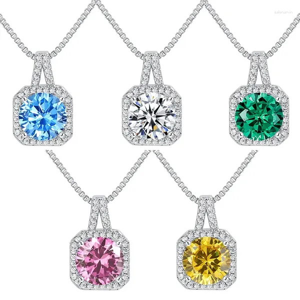 Chaînes Square Sugar Pendentif Collier européen et américain à quatre griffes Zircon Bijoux Drop