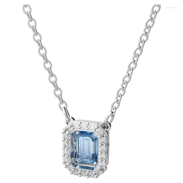 Chaînes Square Femme Cristal Sucre Pulsant Coeur Collier Femelle Dynamique Et Agréable Clavicule Chaîne Fête