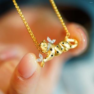 Chaines SX2023 Fine bijoux solide 18k Gold Leopard Nature Diamants blanc Diamants Pendants Colliers pour les cadeaux d'anniversaire pour femmes