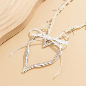 Chaines Collier de démarrage des adolescents élégant pendant coeur perle avec décoration d'arc longueur en acier inoxydable réglable pour la fête