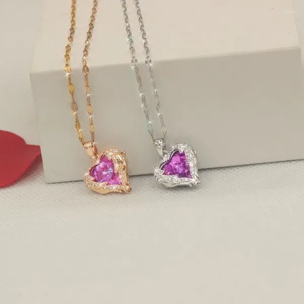 Chaines Titanium Steel Heart of the Ocean Collier Femmes avec une version coréenne Niche Design Netflix Diamonds