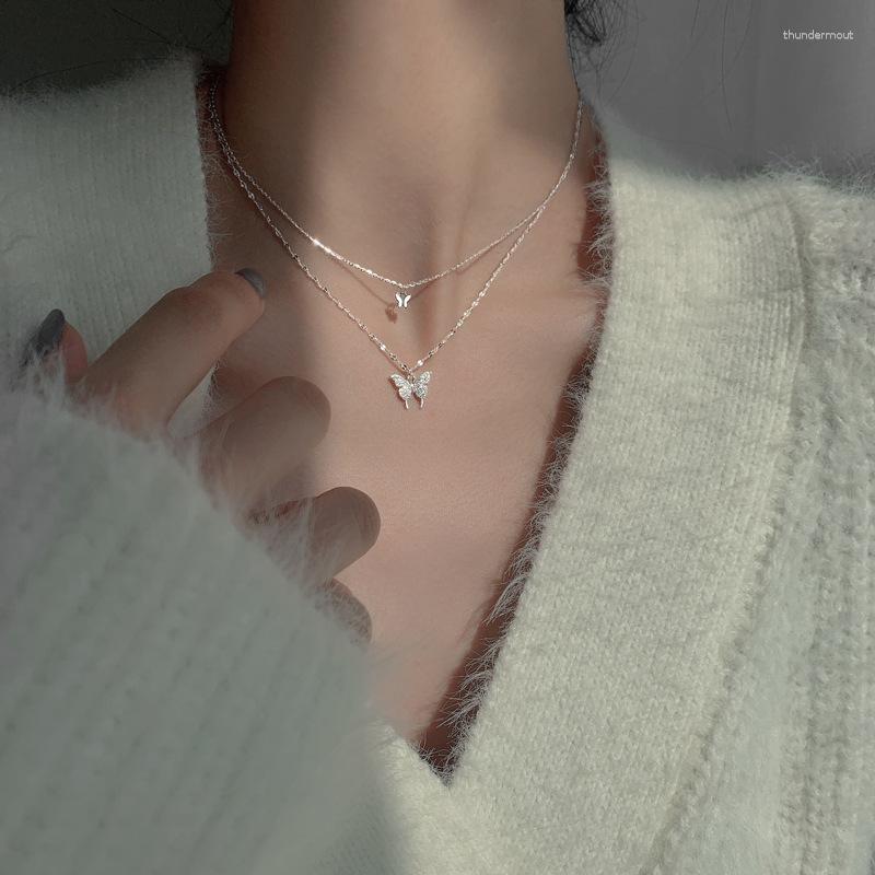 Kedjor trendiga halsaljer clavicle chain fjäril formade hängande kvinnors charmiga choker tröja bröllop hängsmycken smycken