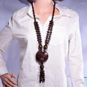 Chaînes UDDEIN Fait à la main Brown Big Round Wood Tassel Pendentif Collier pour femmes Bijoux de fête en vrac Bohemian Collier de chaîne en bois