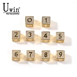 Chaines Uwin Cube Numéro de lettre initiale Chaîne de boîte de pendentif Iced Out Cumbic Zirconia Block Fashion Hiphop Bijoux pour cadeau