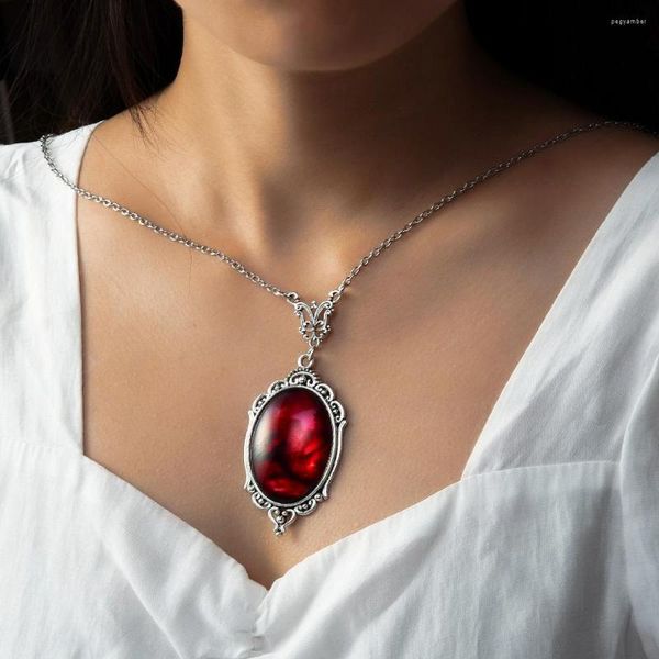 Chaînes Vintage Gothique Vampire Colliers Hommes Rouge Sang En Relief Quartz Pendentif Collier Foncé Épicé Fille Collier Chaîne Bijoux