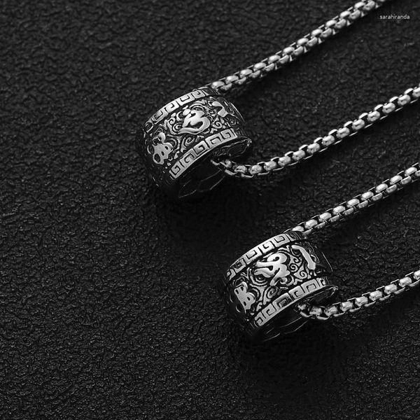 Chaînes Vintage Punk Anti-marcassite Bonne Chance Collier Pour Hommes Perle Pendentif Rétro Bijoux Couple Cadeau D'anniversaire En Gros Goth