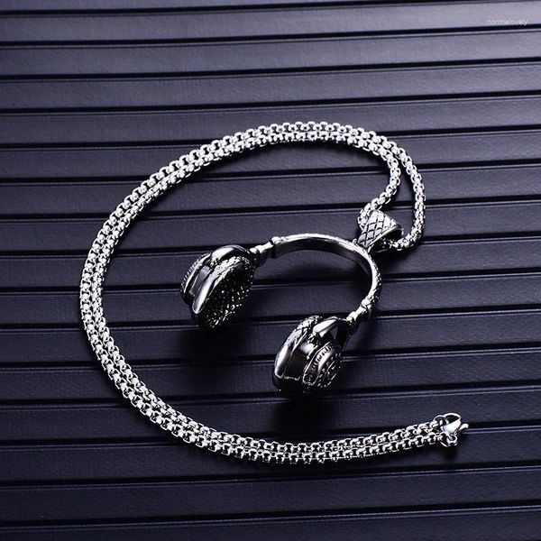 Chaînes en gros Creative Fashion Music Casque Pendentif Titanium Steel Collier pour hommes Bijoux