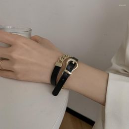 Chaînes femmes mode collier de chaîne en cuir un bracelet de joint de cou à deux ports