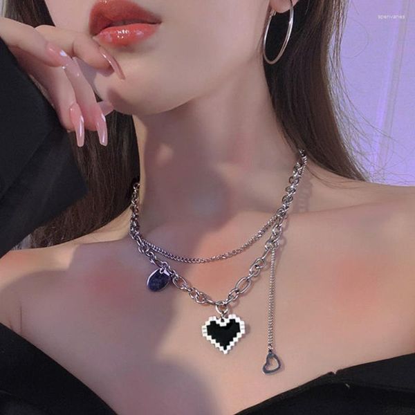 Chaînes femmes Hip Hop Punk noir mosaïque amour Pixel pêche coeur pendentif Double couche chaîne collier Vintage cou bijoux cadeau