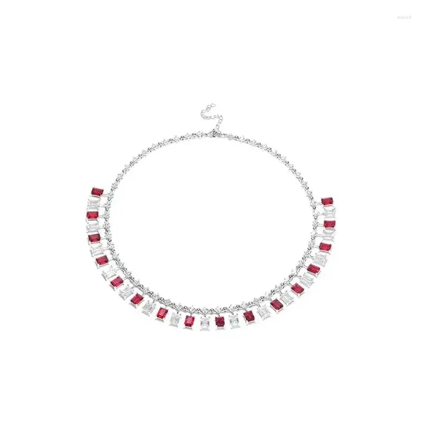 Chaînes Zoca Luxury Lab Ruby 925 Sterling Silver Square Collier complet pour femmes Délicat Noble Déclaration Bijoux Tendance Cadeau de fiançailles