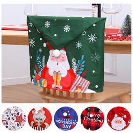 Housses de chaise 2023 Noël Cosy Cartoon Red Santa Claus Hat Back Table Party Decor Couverture imprimée