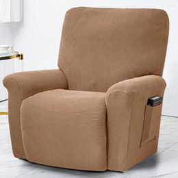 Couvre-chaise Cover sur le fauteuil
