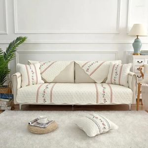 Couvre la chaise Four Seasons Universel Cotton Tissu broderie canapé dentelle coussin moderne simple serviette sans glissement simple