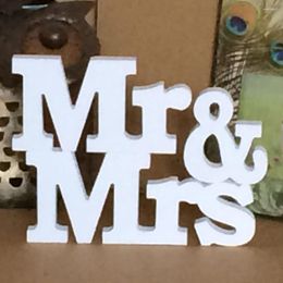 Couvre-chaise Mr Mme White Letter PVC Sign for Rustic Wedding Decoration 3pcs / Set Favor Marié Table de fête Ornements Po Props Gift