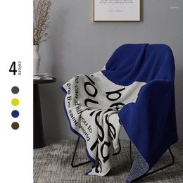 Couvre-chaise couverte nordique Coton Coton Serviette de lettres simples pour décoration de lit Cover de siège en tricot Slipcover 130x160cm