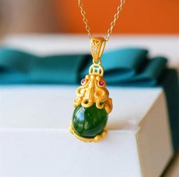 Calcédoine Dragon Pendentif Collier Charme Bijoux Hetian Jade Agate 925 Argent Naturel Sculpté Amulette Cadeaux pour Ses Femmes Green222T2868664