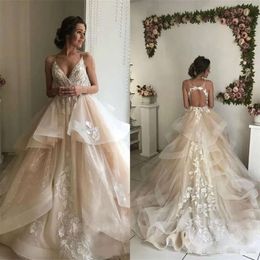 Champagne elegant een lijn trouwjurken v nek appliques kant tule gelaagde backless bruidsjurken vestidos de noiva ppliques estidos