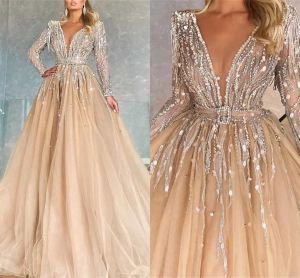 Champagne Avondjurken Luxe Dubai African Sexy Sheer Sheer Long Sleeve Plunging V Neck Prom -jurken met kralen pailletten 2023 BC15004