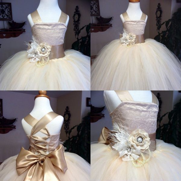 Champagne Flower Girl Robes Spaghetti Stracts en dentelle en tulle pour les mariages longues Litter Girls Pageant Haby Kids Baby Childre