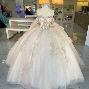 Champagne glinsterende Quinceanera -jurken luxe kristallen applique lange mouw uit schouder verjaardagsfeestje bal jurk vestidos de 15 anos