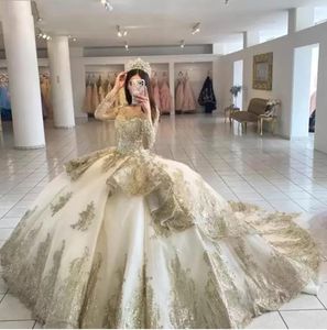 Champagne goud kralen Quinceanera-jurken veter korset Appliqued Long Sleeve Princess Princess Prom Party Wear Masquerade Dress Vestidos de XV Anos