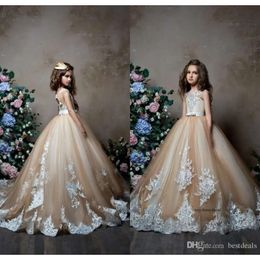 Champagne kant mooie optochtjurken juweel nek vloer lengte bal jurk bloemenmeisje jurk voor bruiloft voor kleine meisjes 0430