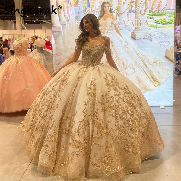 Champagne quinceanera robe bretelles de l'épaule douce 16 ans robes d'anniversaire princesse Puffy Ball Robe Vestidos formels