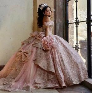 Champagne rose goud van de schouderbaljurk Quinceanera -jurken voor meisjes sprankelende kreupel Rhinestones verjaardagsfeestjurken