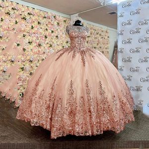 Champagne glanzende lieverd Quinceanera -jurken voor 15 feesten mode mouwloze applique Beading Formal Birthday Princess -jurken