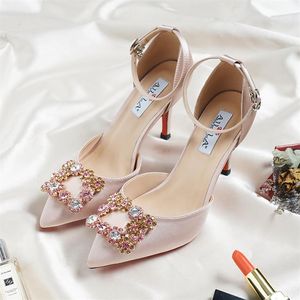 Zapatos de boda de seda con tacón de aguja de champán para novia, tacones de diseñador de lujo con cuentas, zapatos de novia con diamantes de imitación y punta estrecha con hebilla 268D