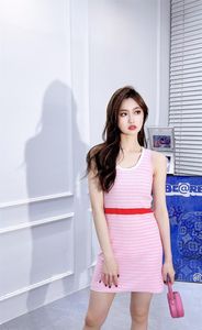 Chan 2024 CCC nouvelle robe tricotée gilet jupe vêtements de marque femmes robes pour femmes robes de mode de créateur robe sexy robe de créateur robe de soirée cadeau d'anniversaire