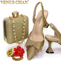 Chan Bridal High Heels for Women Poated Toe met bogen Goud kleurstïne -strass Rijntone elegante feestschoen en tas set 240423